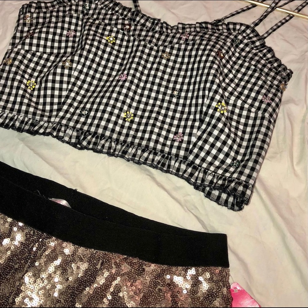 Medium B&W Checkered Tank with Jeweled flowers